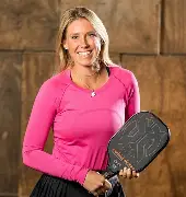 Shelby Bates jugador de Pickleball